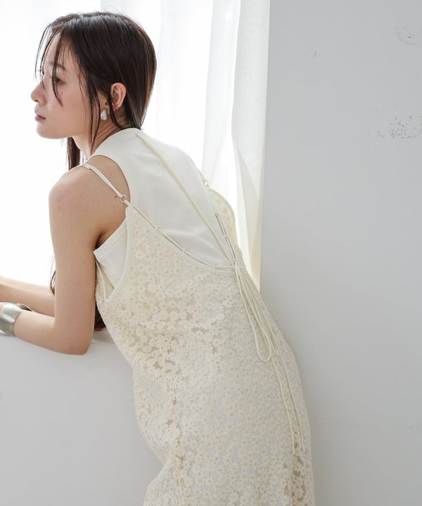 『預訂』Bab 花朵刺繡吊帶連身裙