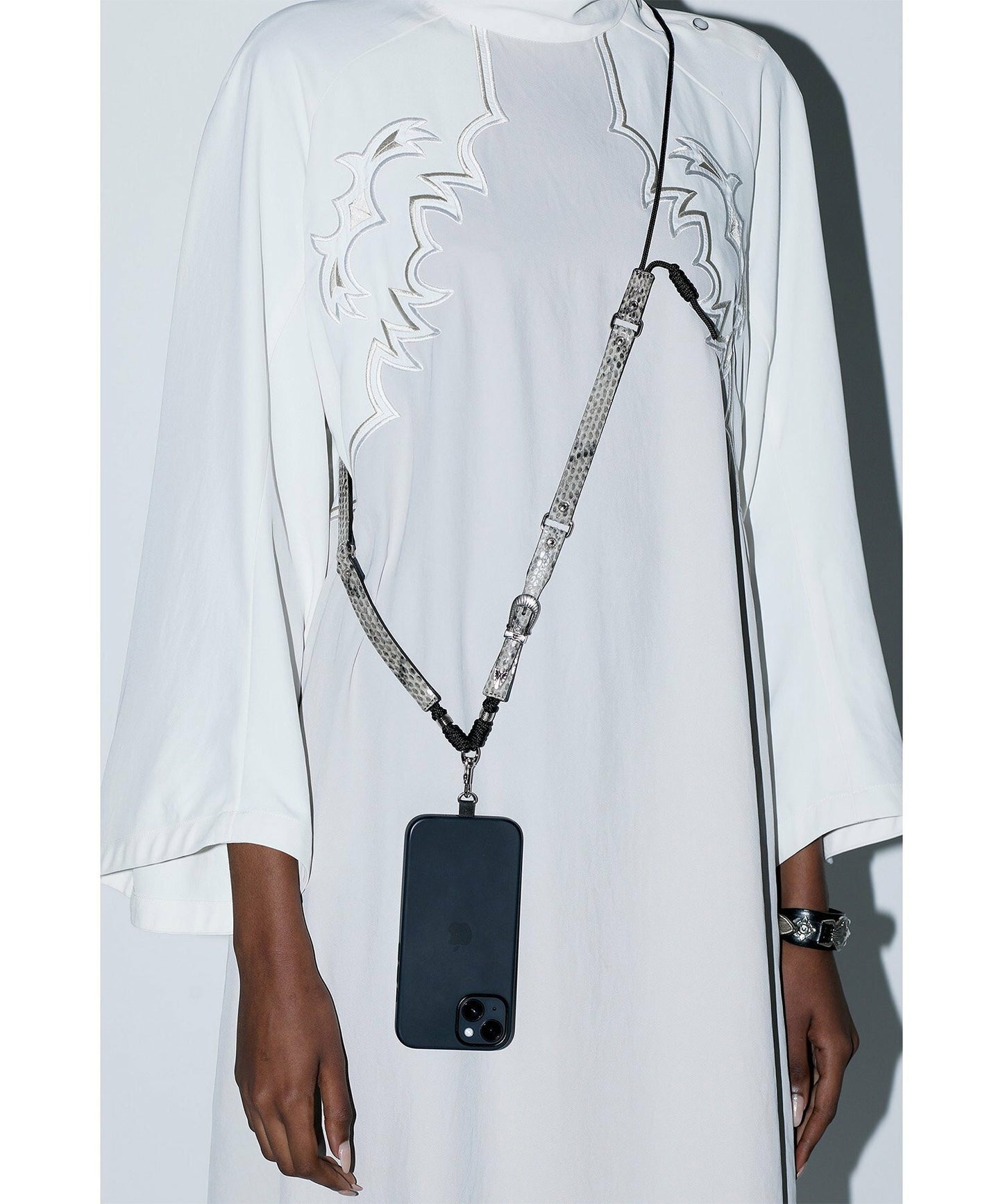 『預訂』日本 Toga Too Leather Phone Strap 手機斜揹帶