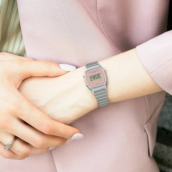 『預訂』CASIO LA670WEA-4A2 手錶