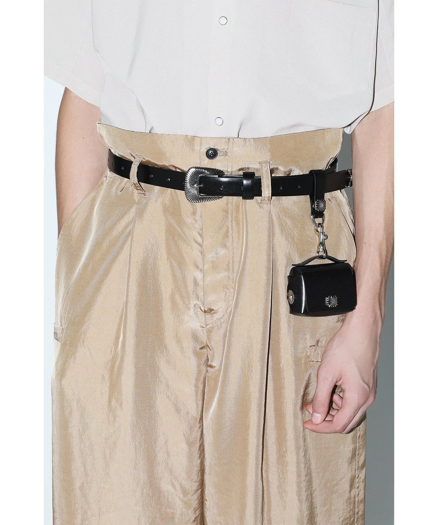 『預訂』日本 Toga Too Leather Earphone Case 皮革耳機包